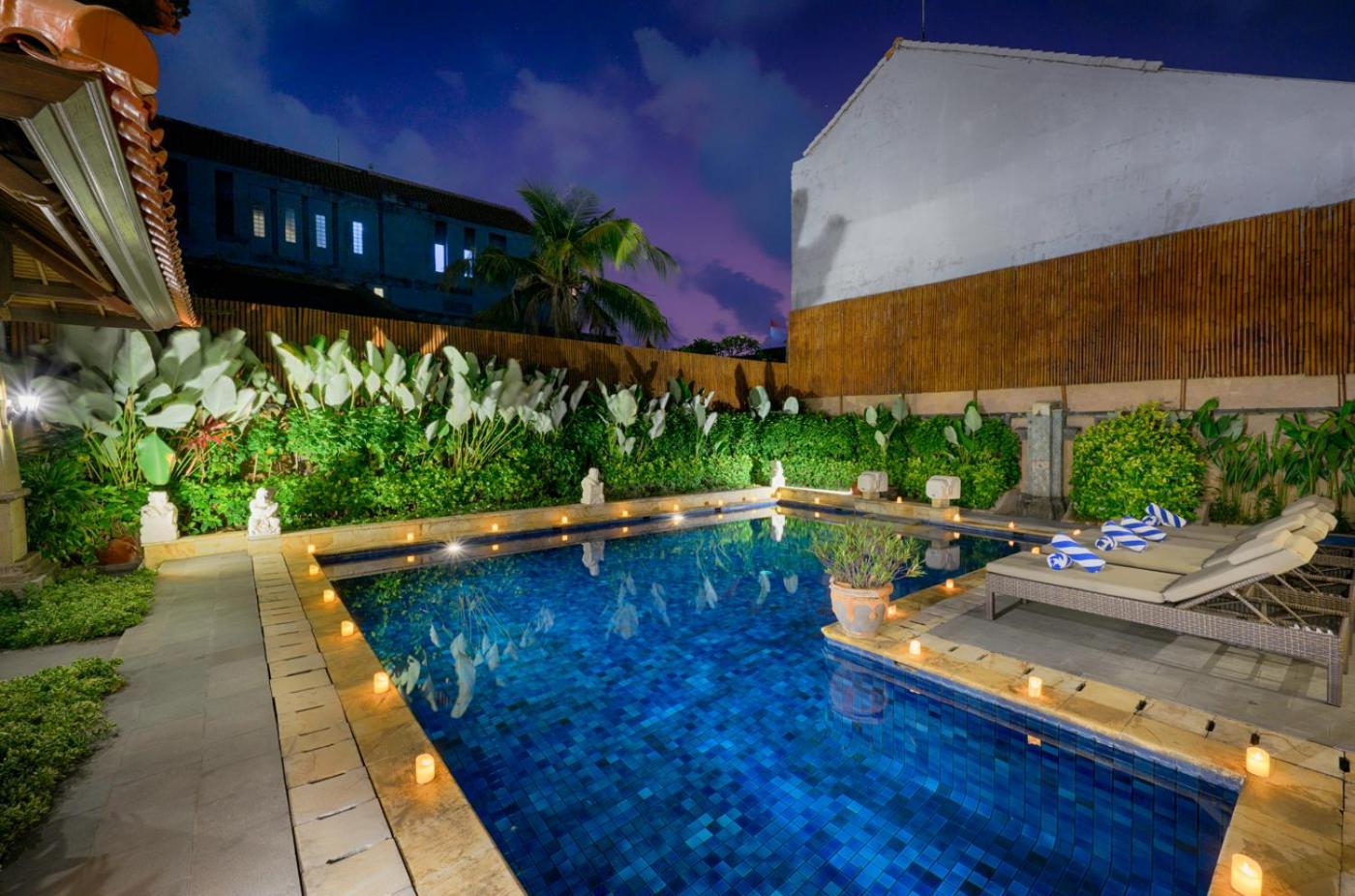 Deh Simba At Oberoi Villa